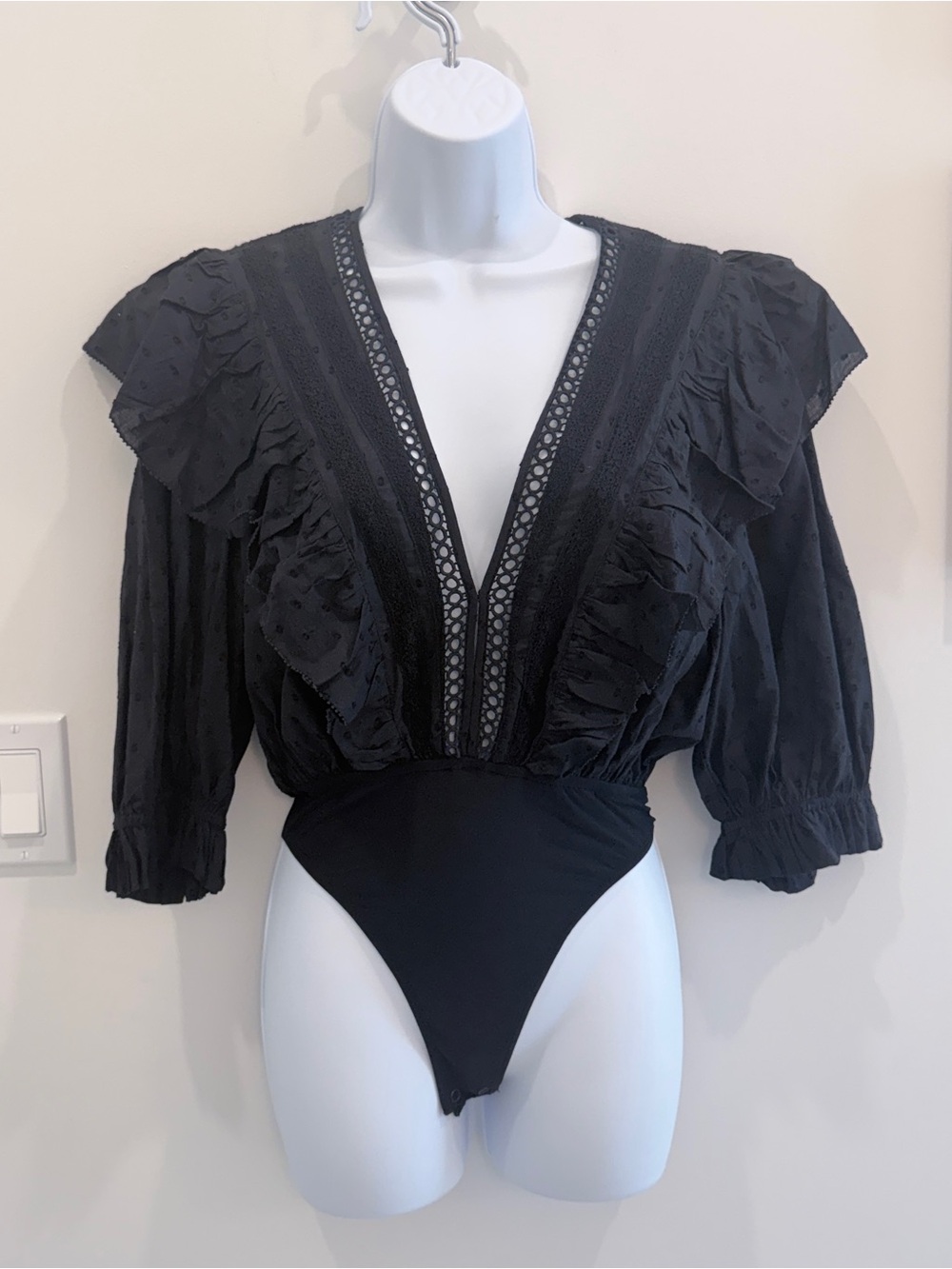 FARM Rio Swiss Dot Lace V-Neck Bodysuit - Picture 6 of 12